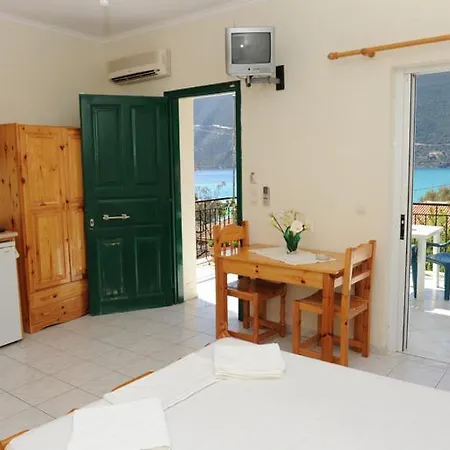 Mediterraneo Studios Vasiliki  Exterior photo